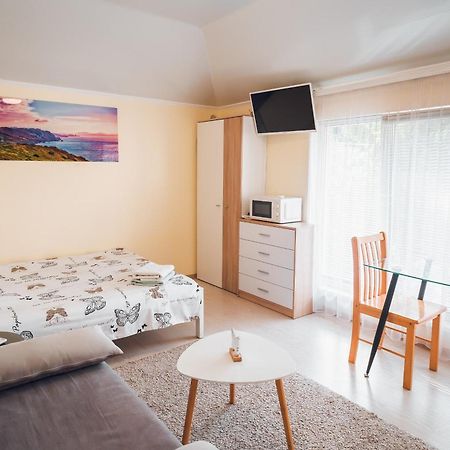 Guest House Butterfly Wing Одесса Экстерьер фото